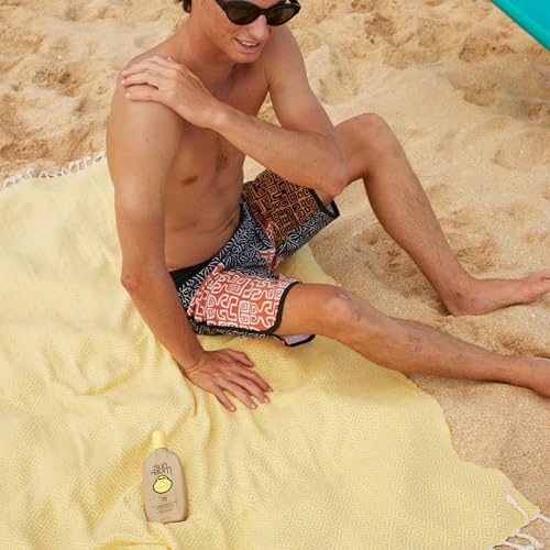 Sun Bum Original SPF 70 Sunscreen Lotion | Vegan and Reef Friendly (Octinoxate & Oxybenzone Free) Broad Spectrum Moisturizing UVA/UVB Sunscreen with Vitamin E | 8 oz (Pack of 2)|B01C64NO00